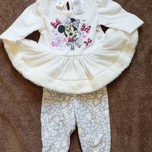 0-3 months girl 2 piece 🐝